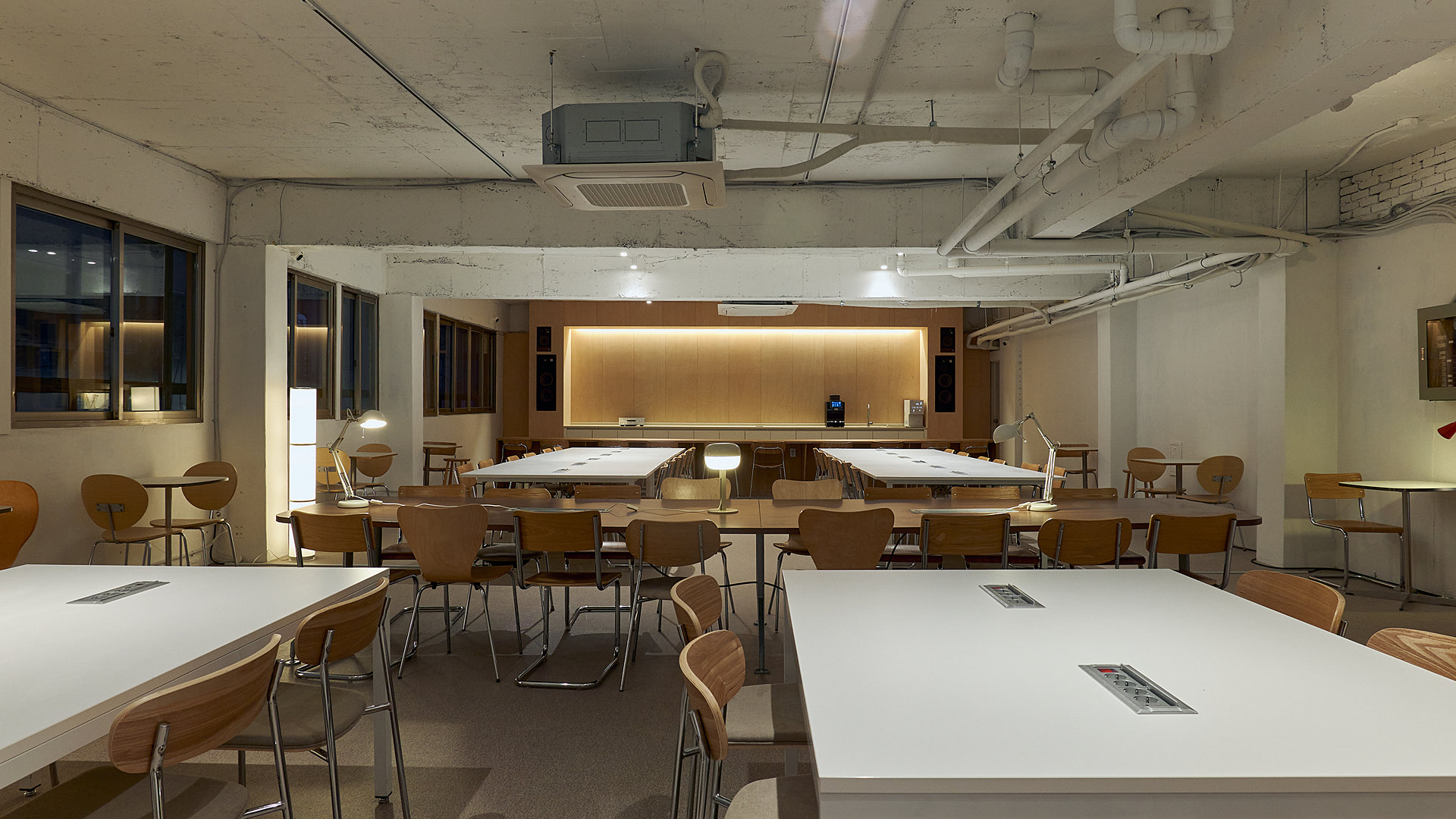 매장인테리어 사진