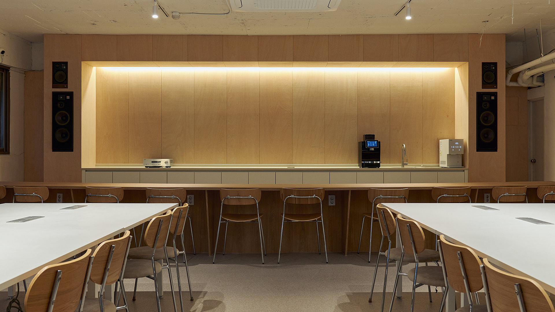 매장인테리어 사진